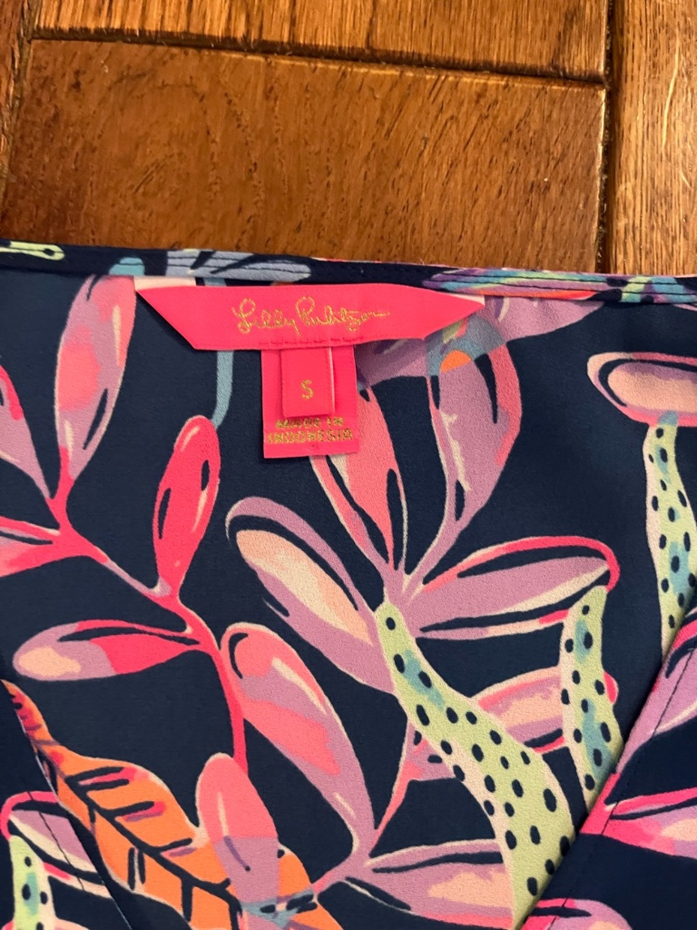 Lilly Pulitzer Pamala Lileeze Top in Oyster Bay - Picture 2 of 5